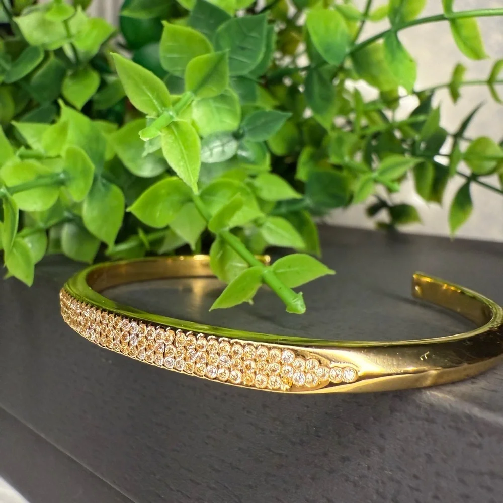 Kate Spade New York Raise The Bar Gold Pavé Open Cuff Bracelet NWT - Picture 2 of 5
